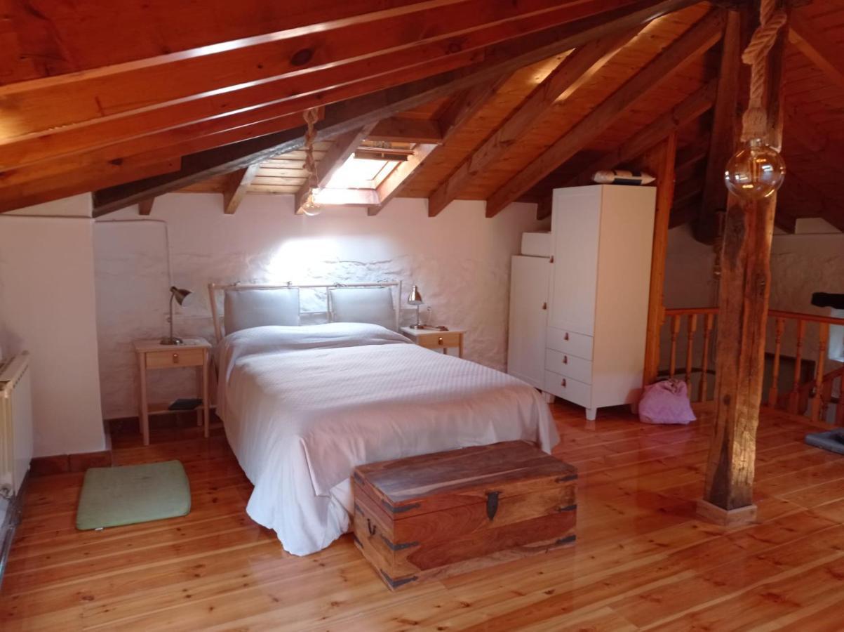 Amplia Y Comoda Casa De Piedra Con Porche Y Jardin San Roque de Ríomiera Екстериор снимка